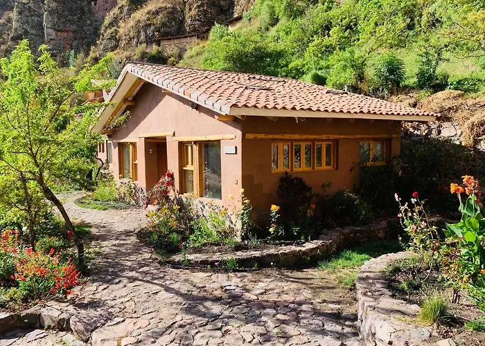 Munay Sonqo Retreat & Yoga Center *