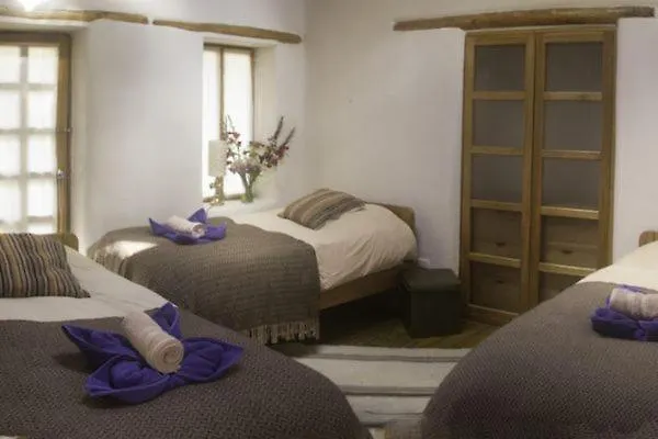 Munay Sonqo Retreat & Yoga Center *